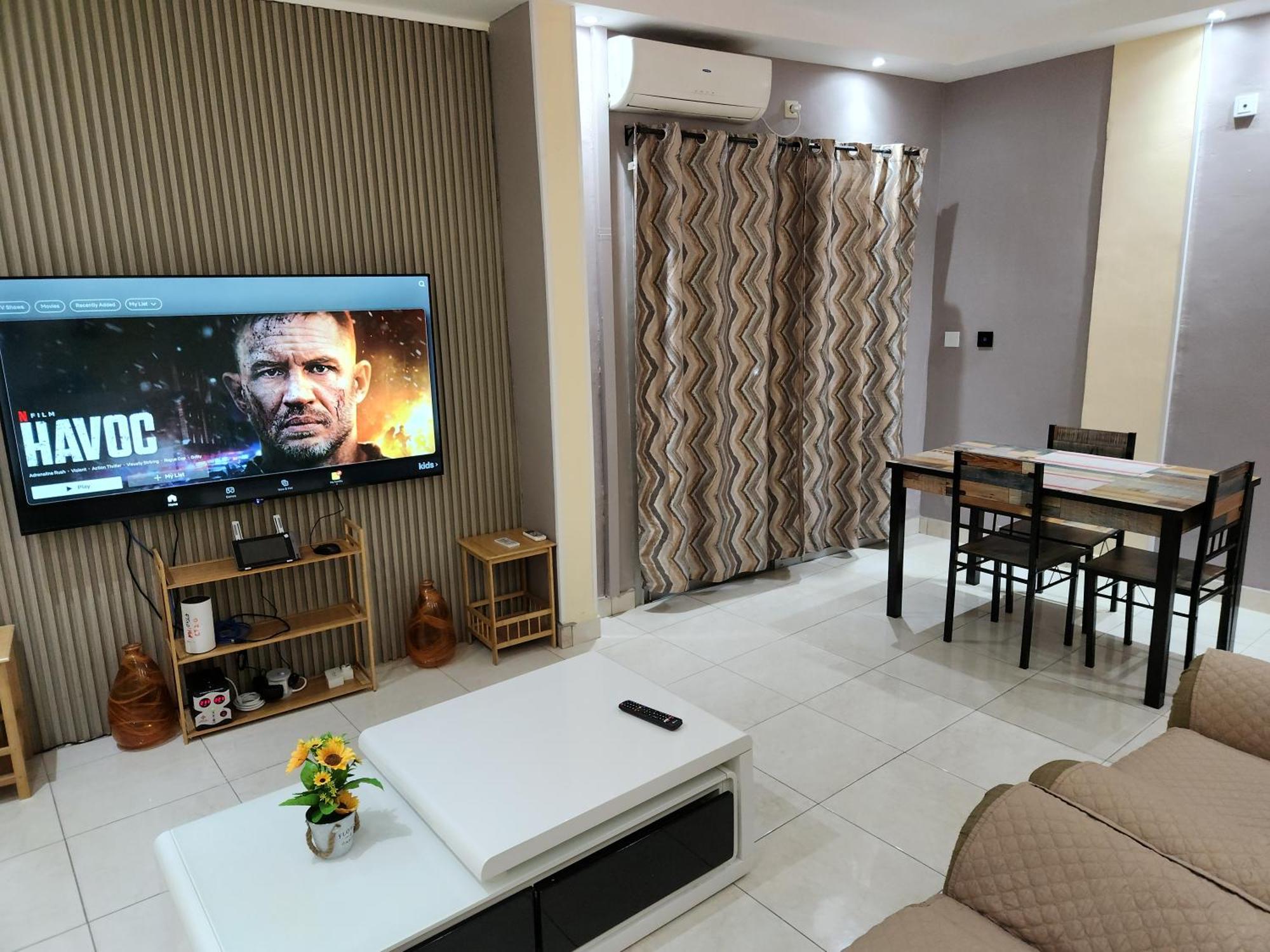 Meuble 1Ch 2E Ch Dispo Avec Un Supplement E1D Apartman Douala Kültér fotó